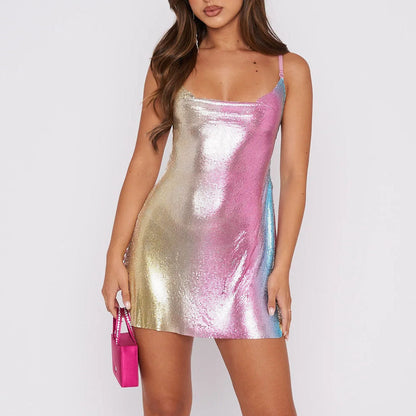 Elegantes, glänzendes Minikleid