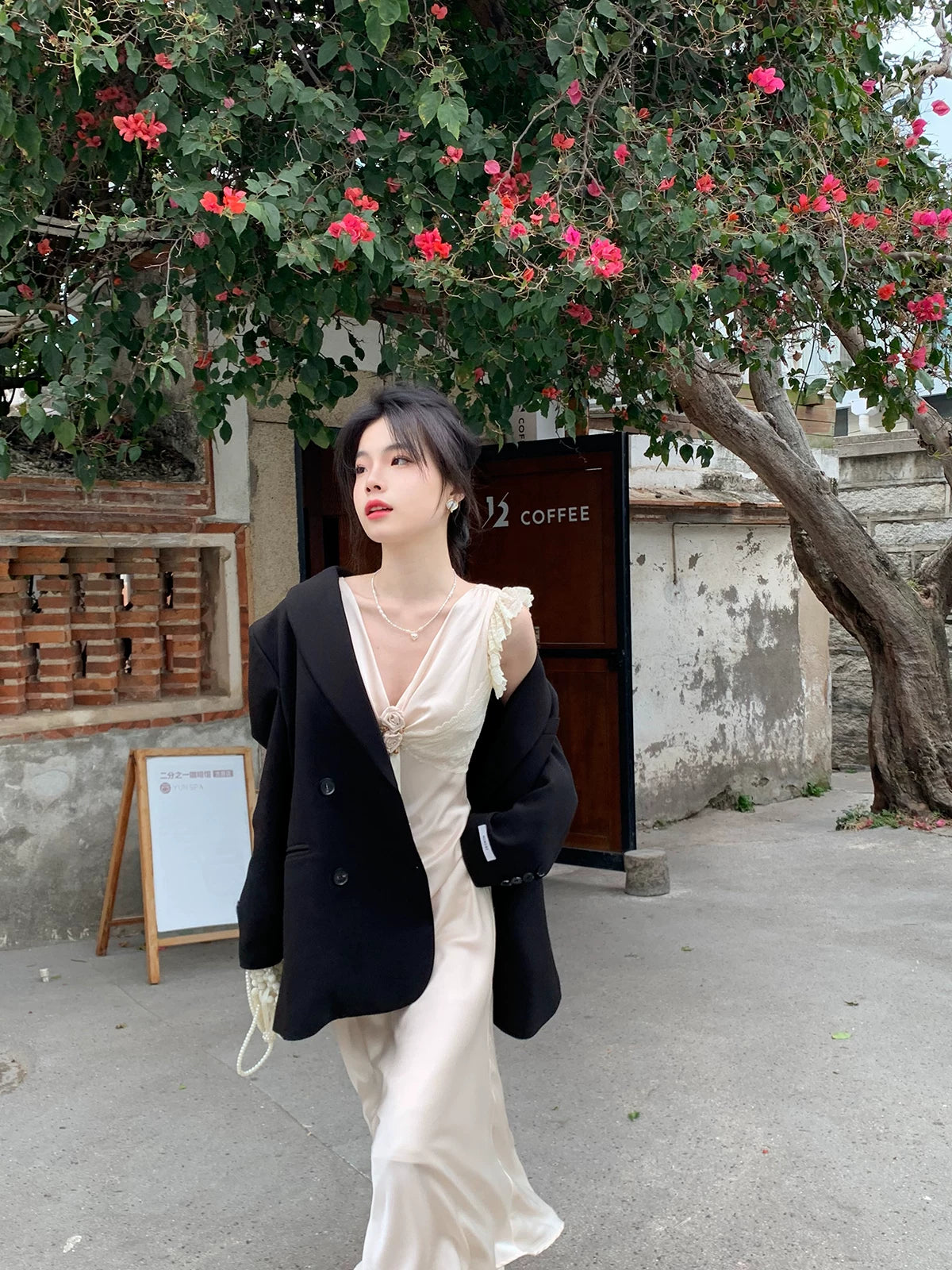 Elegant V Neck Lace Midi Dress – Slim Waist Soft French Style Summer Dress for Women - Seldom Seen Styles