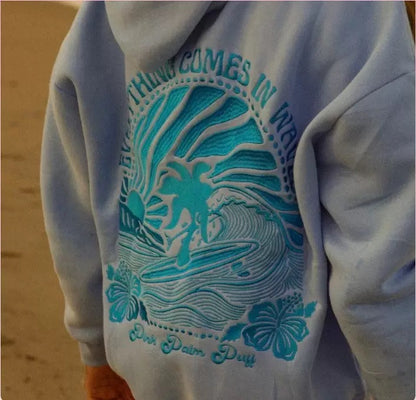 Hoodie „Alles kommt in Wellen“ in Pink
