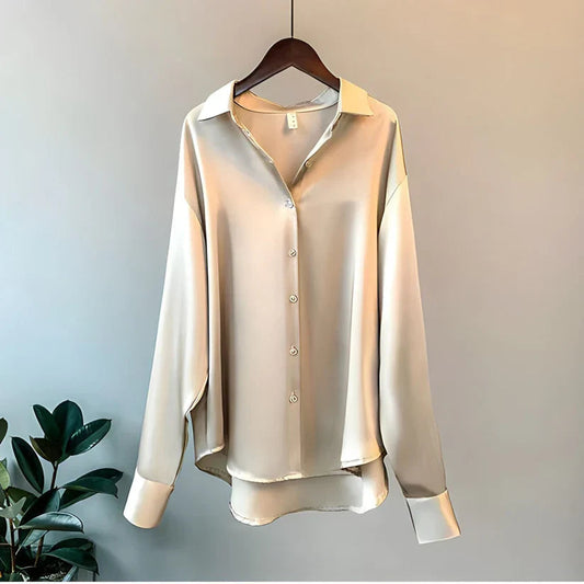 Elegant Silk Blouse - Luxurious Comfort - Seldom Seen Styles