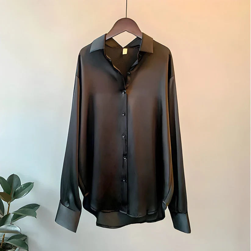 Elegant Silk Blouse - Luxurious Comfort - Seldom Seen Styles