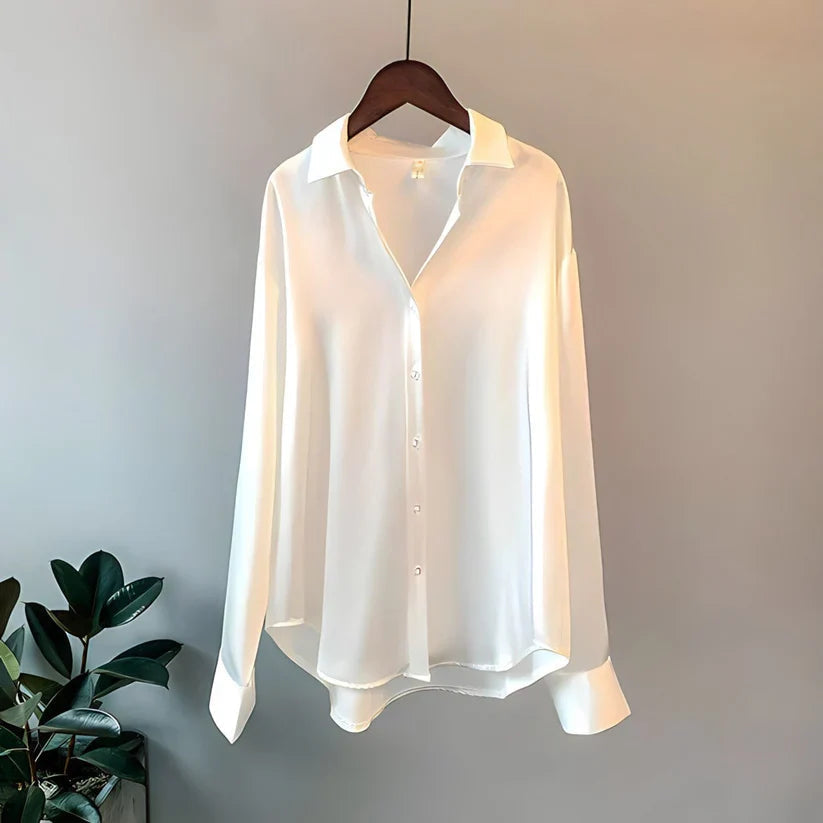 Elegant Silk Blouse - Luxurious Comfort - Seldom Seen Styles