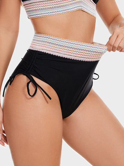 Haut de bikini flatteur en V profond et culotte taille haute