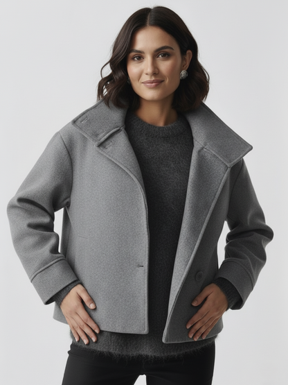 Martha | High-Neck Buttoned Jacket