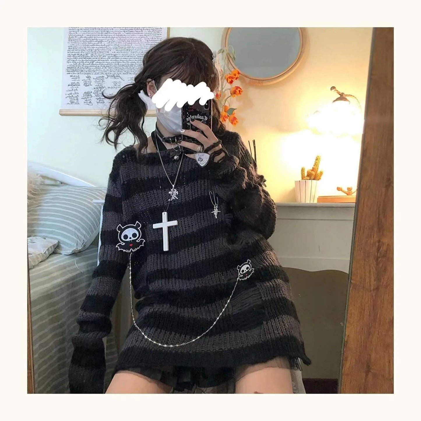 Karrram Rosa Gestreiften Gothic Pullover Frauen Ripped Löcher Lose Gestrickte Pullover Ausgefranste Fee Grunge Jumper Emo Streetwear Lolita