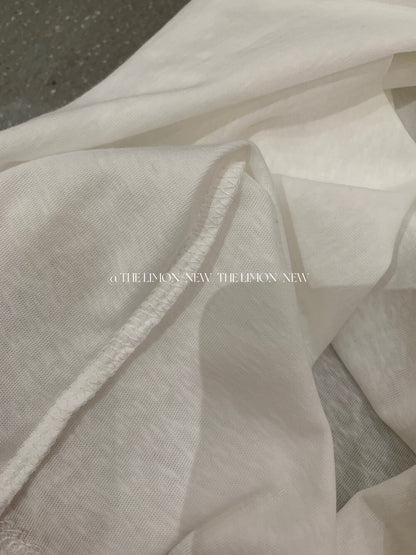 Off-Shoulder T-Shirt mit Rüschen – Weiches, feminines, locker sitzendes Sommer-Freizeit-Shirt
