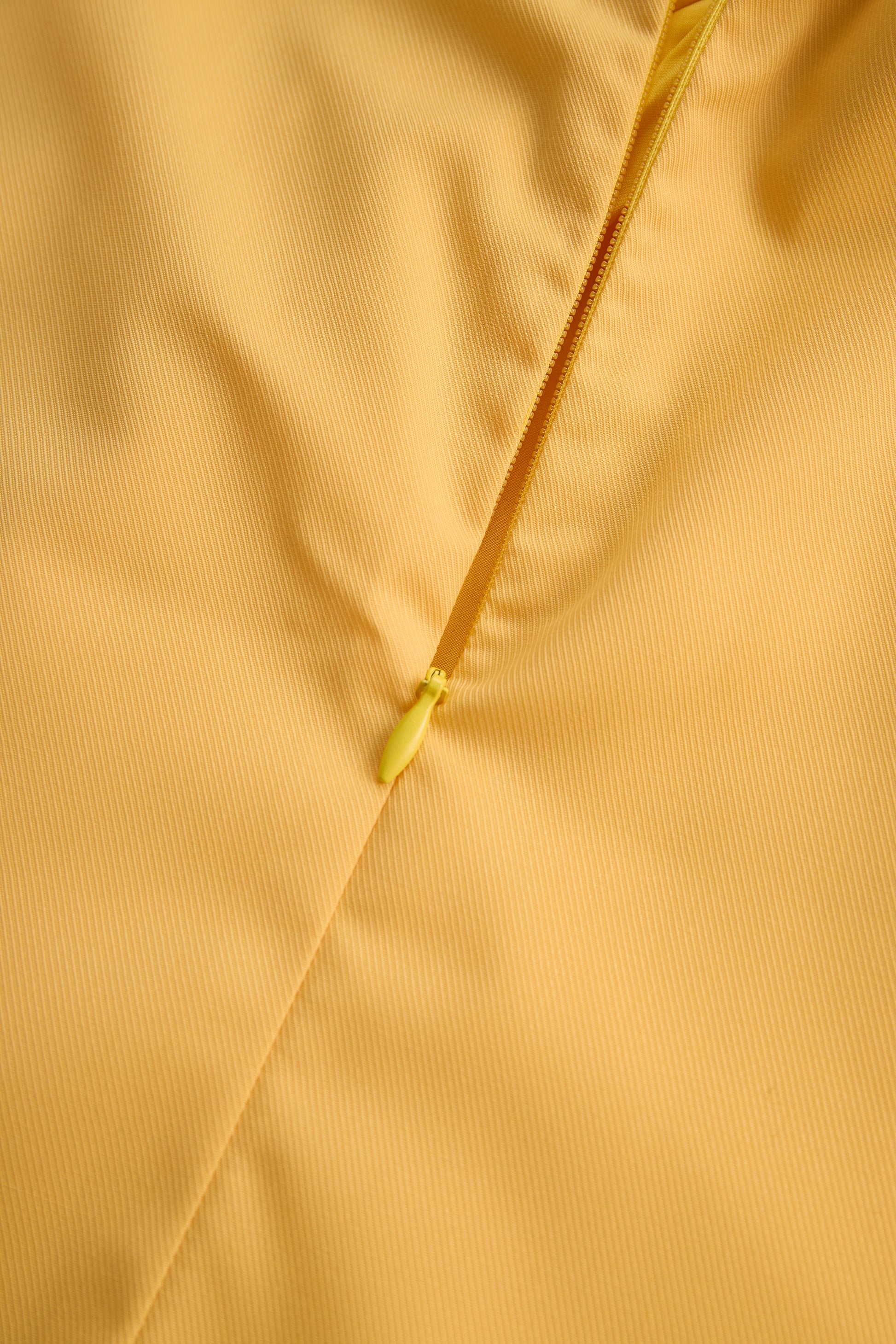 Stylish Sleeveless Halter Blouse with Neck Tie Detail - Seldom Seen Styles