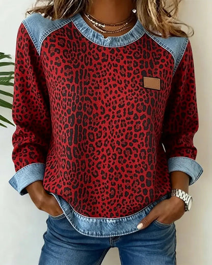 Pullover aus Denim-Patchwork mit Leopardenmuster