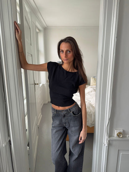 Lilu figurbetontes Top – Schwarz