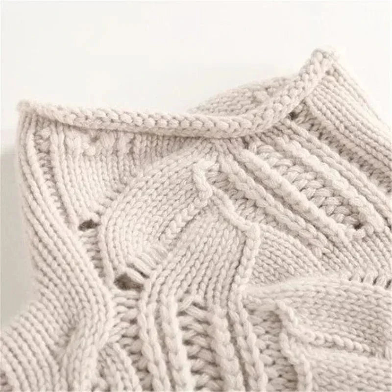 Mady | Soft warm cashmere polo shirt - Seldom Seen Styles