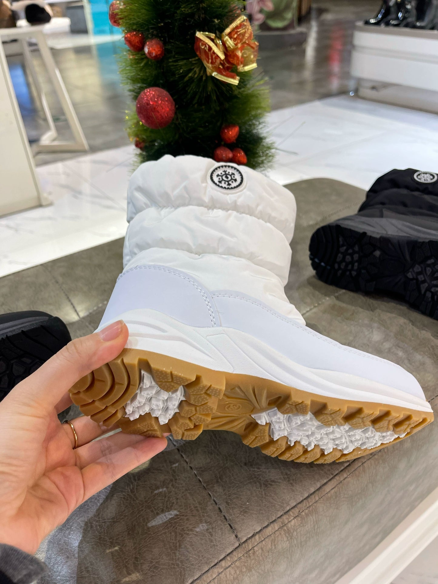 Women's Warm Snow Boots with Fur Lined Black and White Wide Winter Boots Water-resistant Mid Calf Boots for Hiking,Working,Outdoors - Seldom Seen Styles