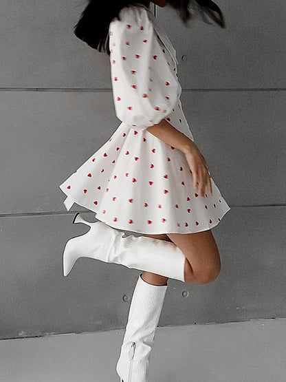 Minikleid mit Puffärmeln