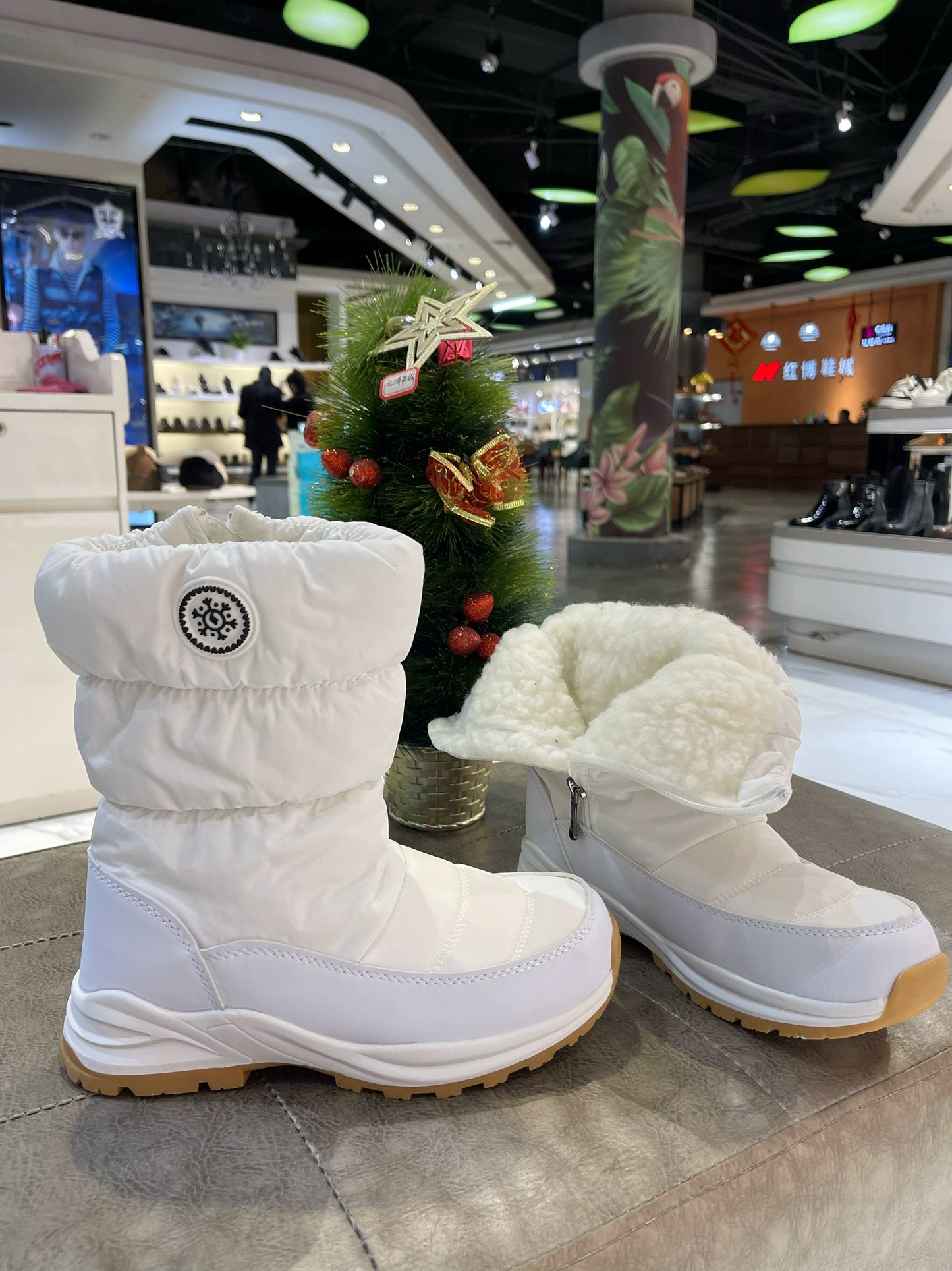 Women's Warm Snow Boots with Fur Lined Black and White Wide Winter Boots Water-resistant Mid Calf Boots for Hiking,Working,Outdoors - Seldom Seen Styles