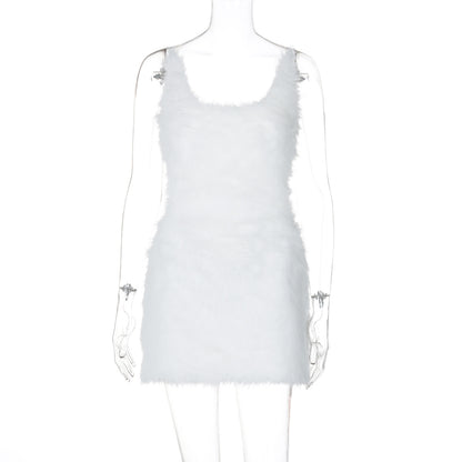 Damenbekleidung modisch und sexy, hohl, rückenfrei, Reißverschluss, einfarbig, Flaum, Träger, Hüftkleid