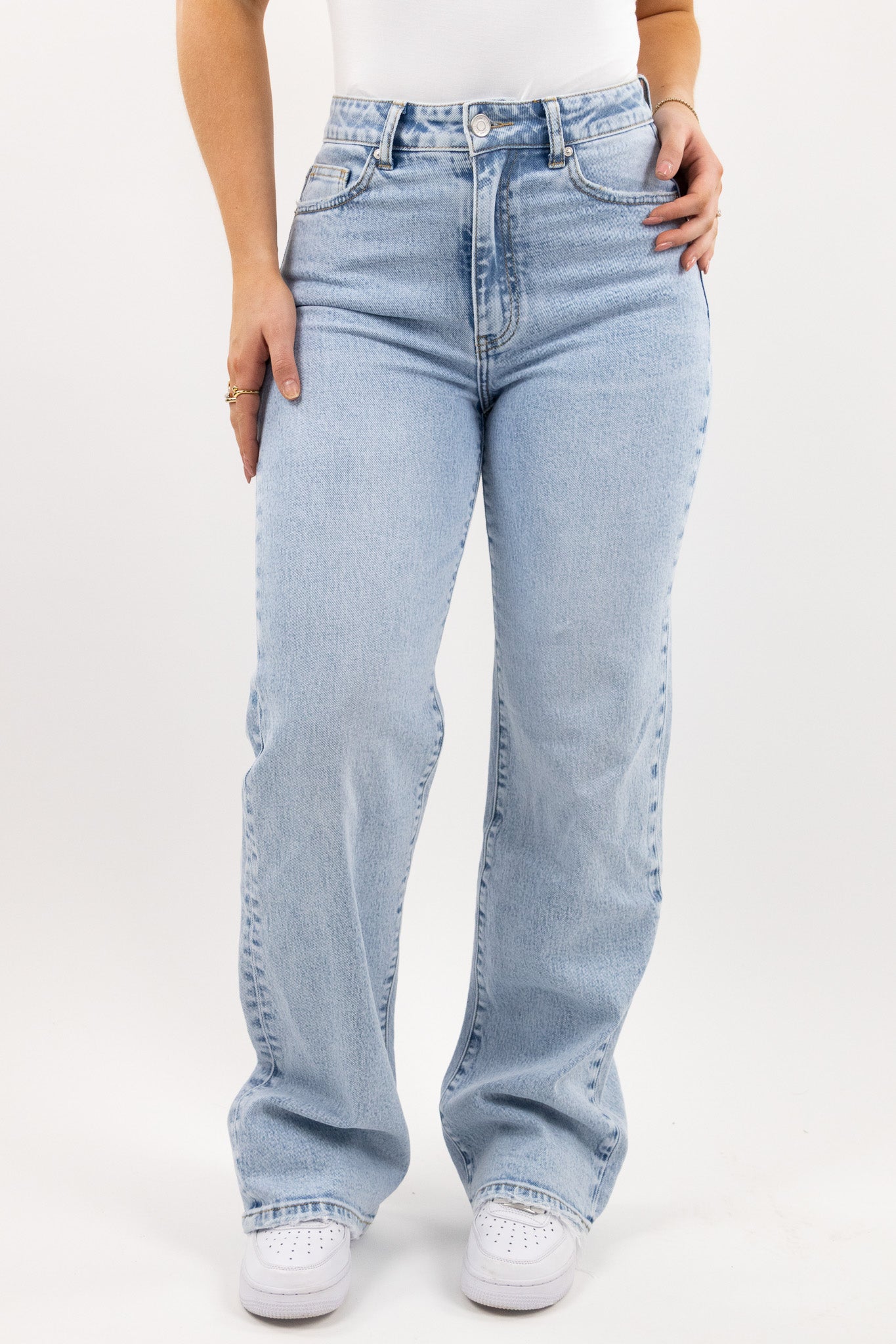 Pink bow jeans - Seldom Seen Styles