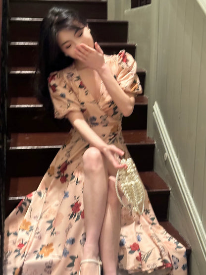 Robe midi romantique florale col en V – Robe d'été vintage à manches bouffantes pour femme