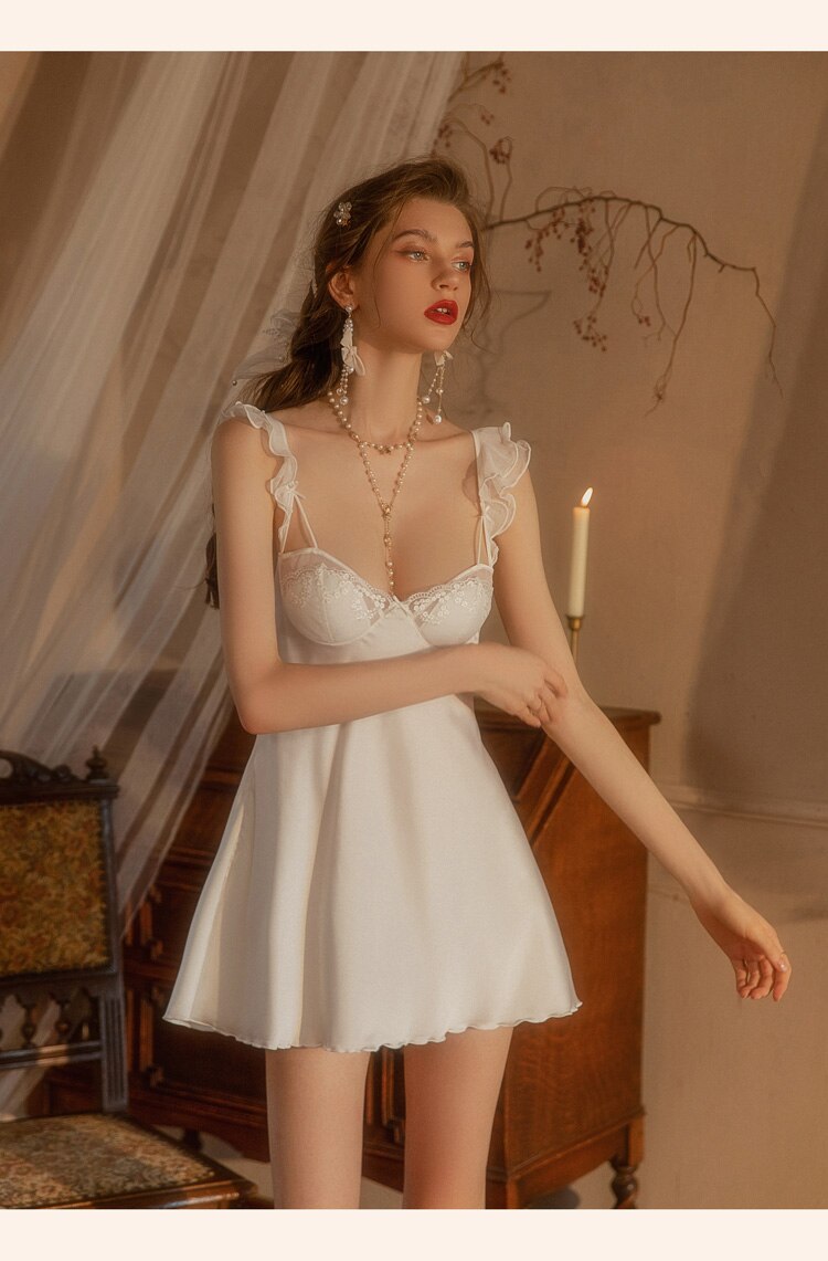 Blow A Kiss Nightdress - Seldom Seen Styles