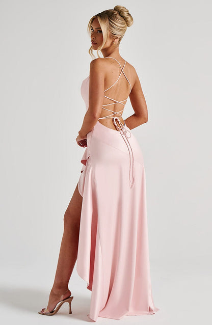 Robes de Demoiselle d'Honneur en Satin 2026 Longues Bretelles Fines Volants Robes de Bal Formelles avec Fente