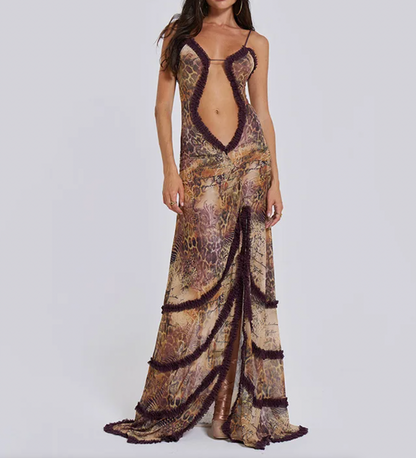 BRIT Y2K MAXIKLEID MIT RÜSCHEN UND AUSSCHNITT