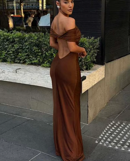 ROBE DOS OUVERT À ÉPAULES DÉNUDÉES TESSI