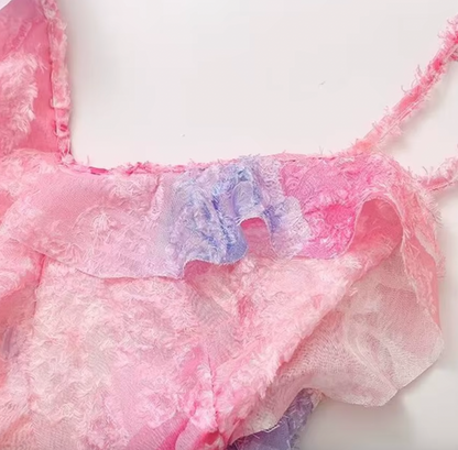 LORA MAXIKLEID MIT BLUMENMUSTER UND RÜSCHEN