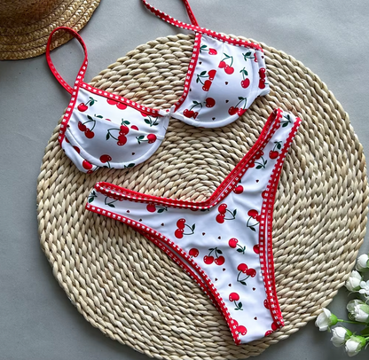 KELLY CHERRY COQUETTE BRASILIANISCHES BIKNI-SET