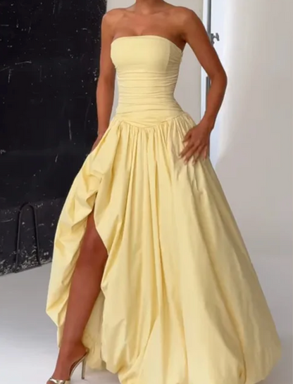 DANIELLA TRÄGERLOSES KLEID MIT BLASENSAUM