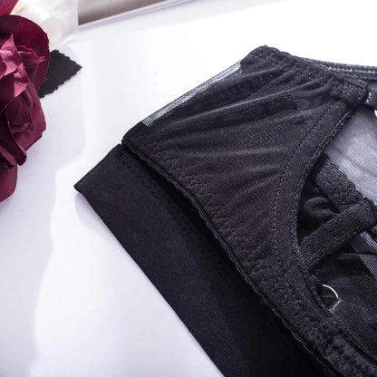 Komplet bielizny z metalową obręczą