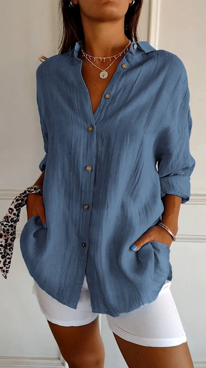Chemise à col plissé et boutonnage simple