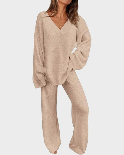 Ensemble de détente doux et moelleux à col en V