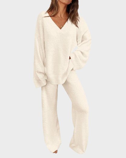 Ensemble de détente doux et moelleux à col en V