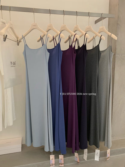 Solid Color Spaghetti Strap Maxi Dress with Built-in Non-Removable Bra Pad Dopamine Color Slim Fit Sleeveless Summer Dress
