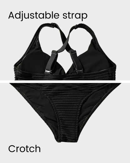 Ensemble bikini taille haute texturé noué sur le devant