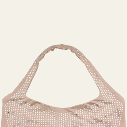 La robe Seraphina à col américain et strass
