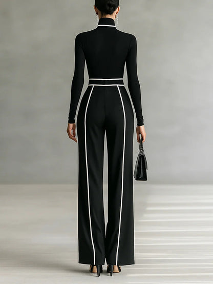 Ensemble pantalon large et ceinture avec haut à manches longues col montant à liseré blanc