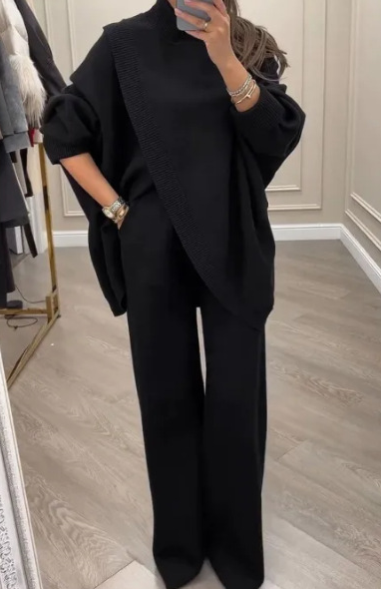 Women's 2-Piece Oversized Sweater & Pants Set - Seldom Seen Styles