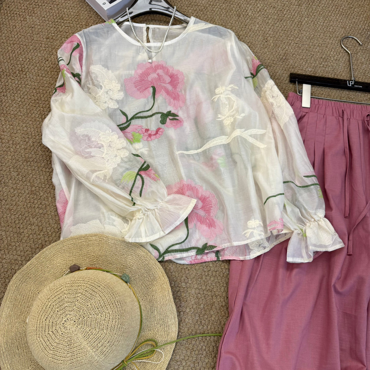 Women's Floral Print Long Sleeve Ruffle Cuff Blouse Wide-Leg Pants Two-Piece Set Boho Artsy Summer Vacation Outfit - Seldom Seen Styles