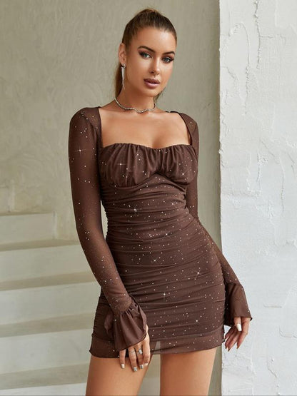 Robe moulante courte froncée à manches longues en maille contrastante à paillettes pour femme, Robe moulante élégante et décontractée à col carré et bordure festonnée pour fête, dîner, vacances, Robe de soirée, Robe d'anniversaire pour femme décontractée