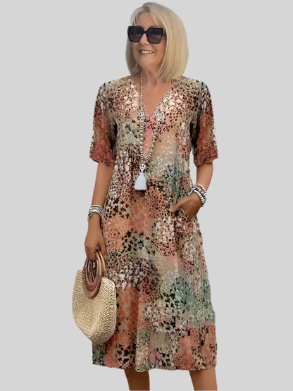 Women's Retro Floral Print V Neck Casual Maxi Dress Loose Fit Vacation Summer Boho Dress Plus Size