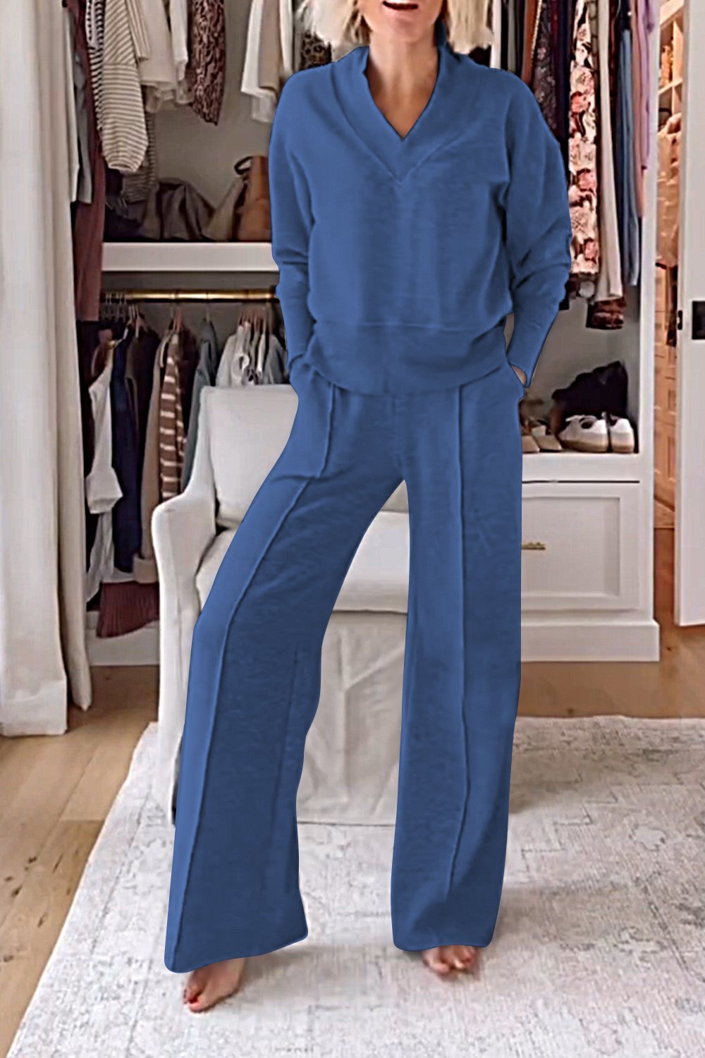 Women's Solid Color V-neck Top & Pants Two-piece Set - Seldom Seen Styles