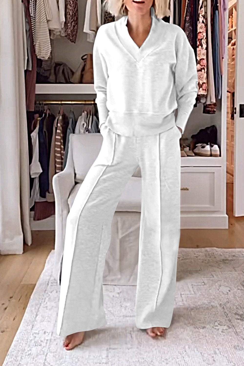 Women's Solid Color V-neck Top & Pants Two-piece Set - Seldom Seen Styles