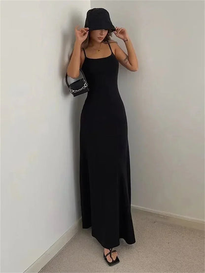 Women's Spaghetti Strap Fitted Scoop Neck Maxi Dress