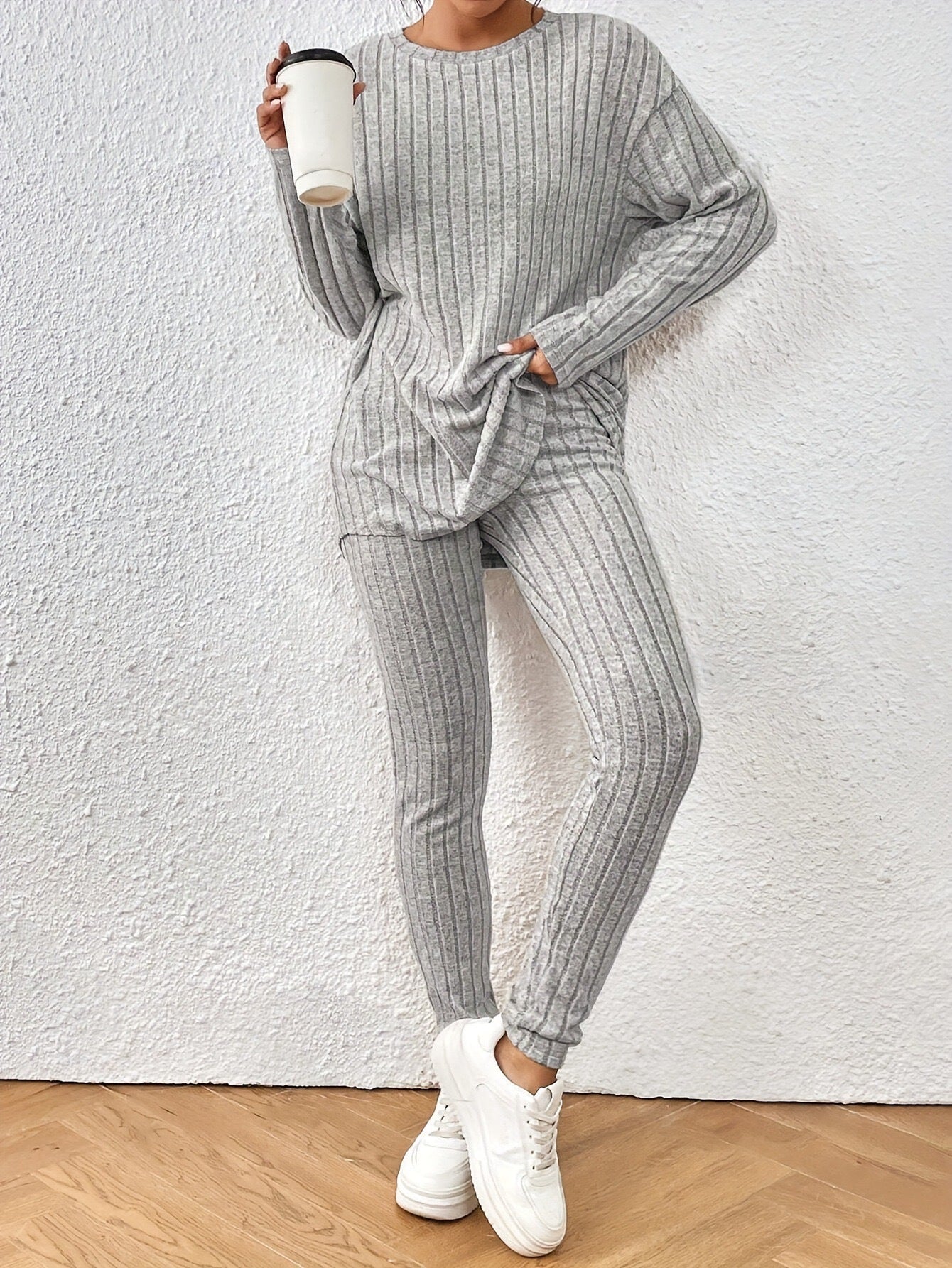 Women's Two-Piece Set Autumn New Fashionable Loose Round Neck Knitted Suit for Women - Seldom Seen Styles
