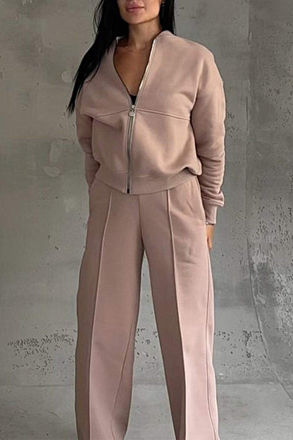 Ensemble deux pièces veste zippée et pantalon pour femme