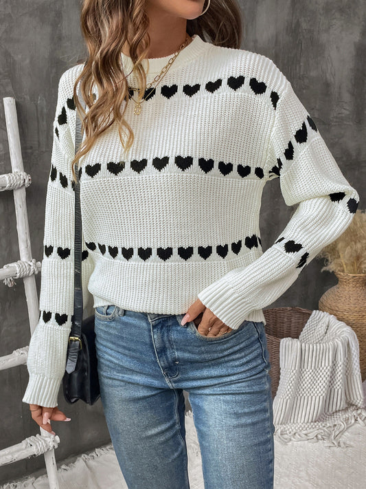Womens Sweater Round Neck Tops 2025 Trendy White Contrast Heart Pattern Crew Neck Sweater - Seldom Seen Styles