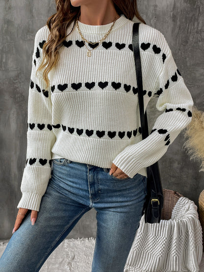 Womens Sweater Round Neck Tops 2025 Trendy White Contrast Heart Pattern Crew Neck Sweater