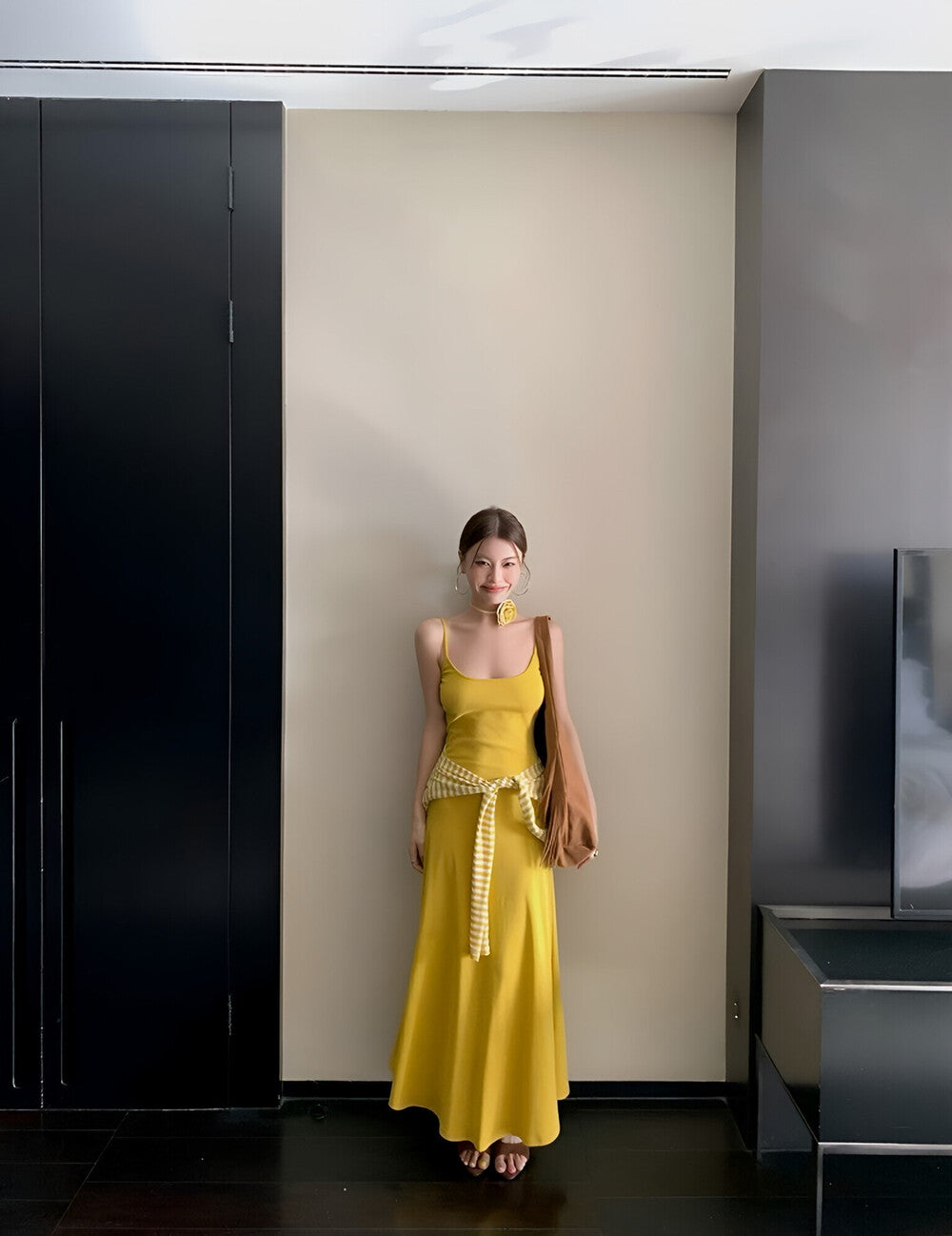 Solid Color Spaghetti Strap Maxi Dress with Built-in Non-Removable Bra Pad Dopamine Color Slim Fit Sleeveless Summer Dress