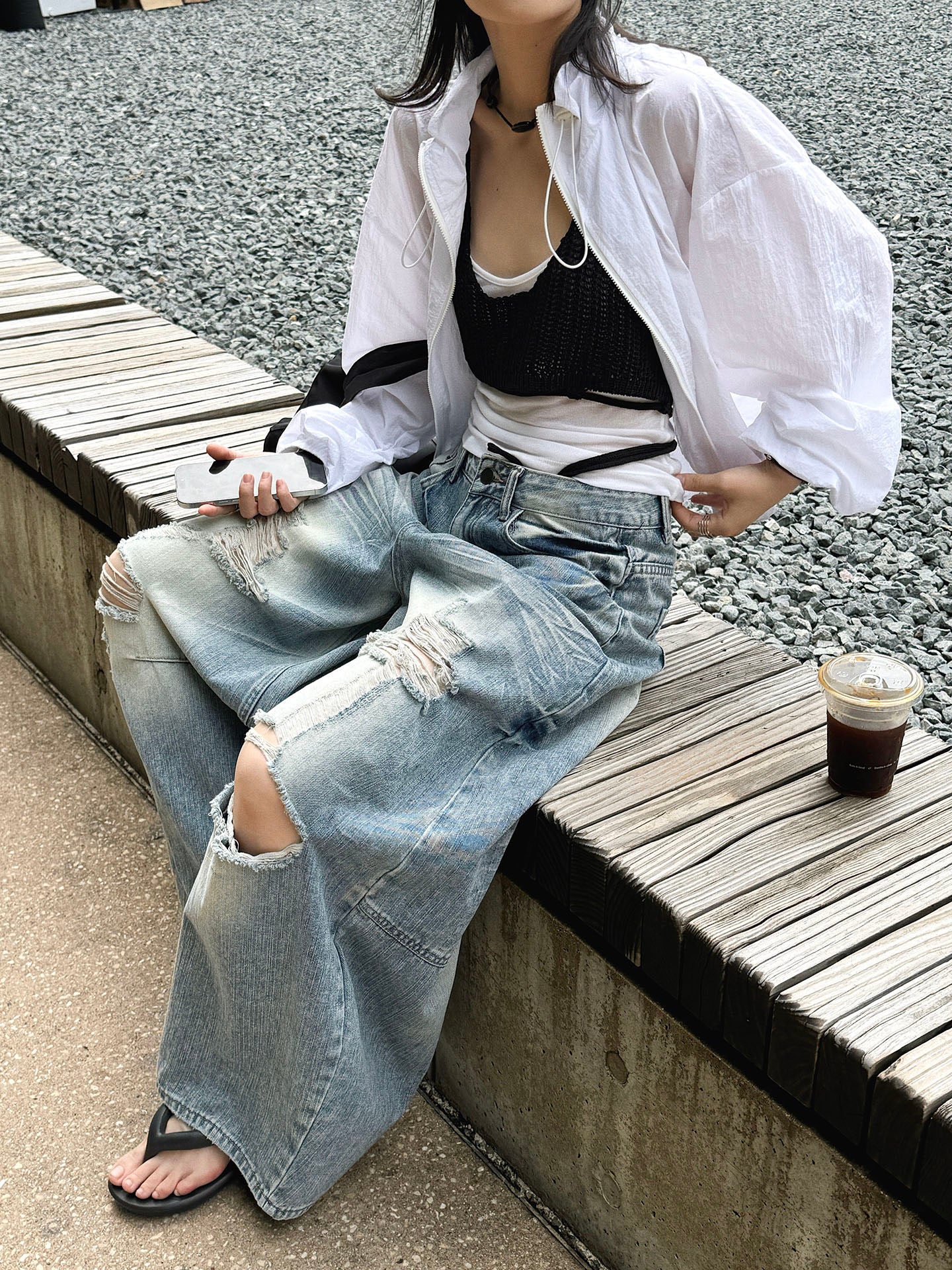 Women's Distressed Ripped Wide Leg Jeans High Waist Baggy Denim Pants Streetwear Y2K Casual Summer Outfit