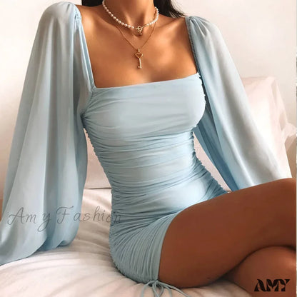 Amy Fashion - Blaue eng anliegende Kleider mit festem Kragen und schmaler Passform