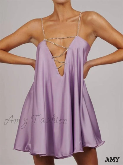 Amy Fashion - Uni Hohl V-Ausschnitt A-Linien Mini-Kleid mit ausgestelltem Rock
